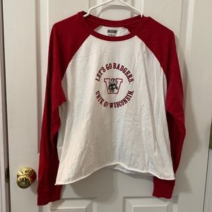University of Wisconsin Badgers Women’s Long Sleeve Cropped Raglan Tee, XL, EUC